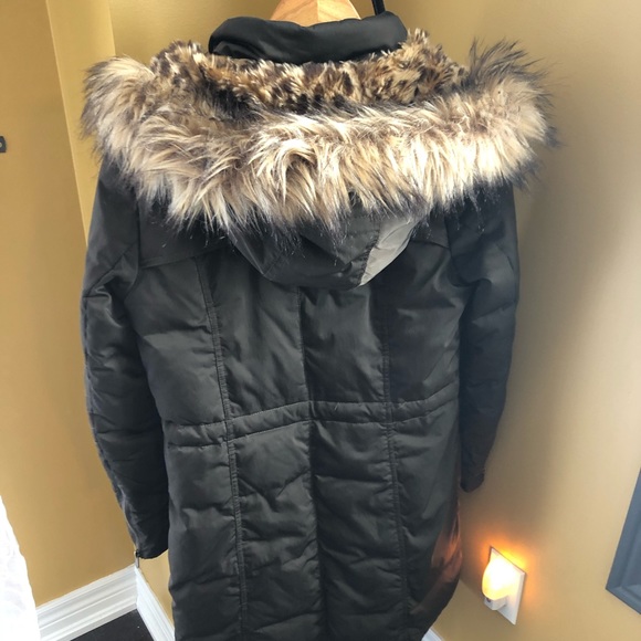 Army Green Hooded Winter Coat - Picture 6 of 8